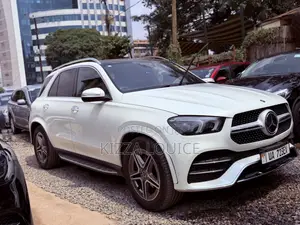 Mercedes-Benz GLE-Class 2022 White