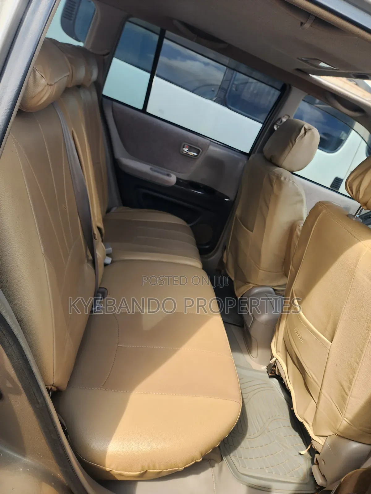 Toyota Kluger 2003 Gold