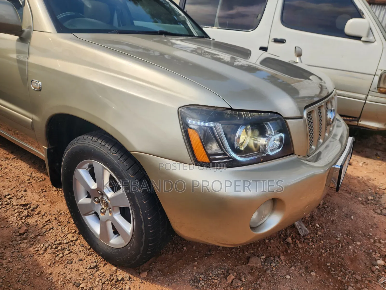 Toyota Kluger 2003 Gold