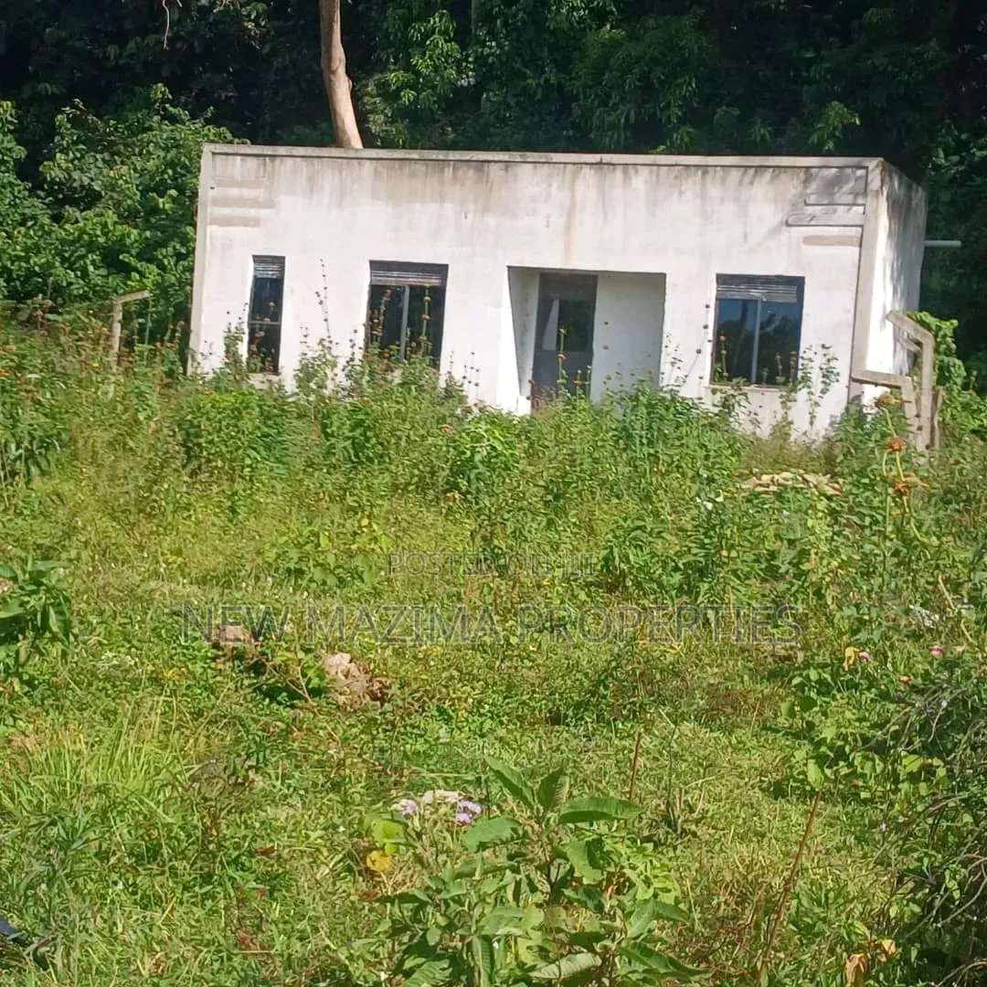 2bdrm House in Garuga Ntebe Rd, Central Division for sale