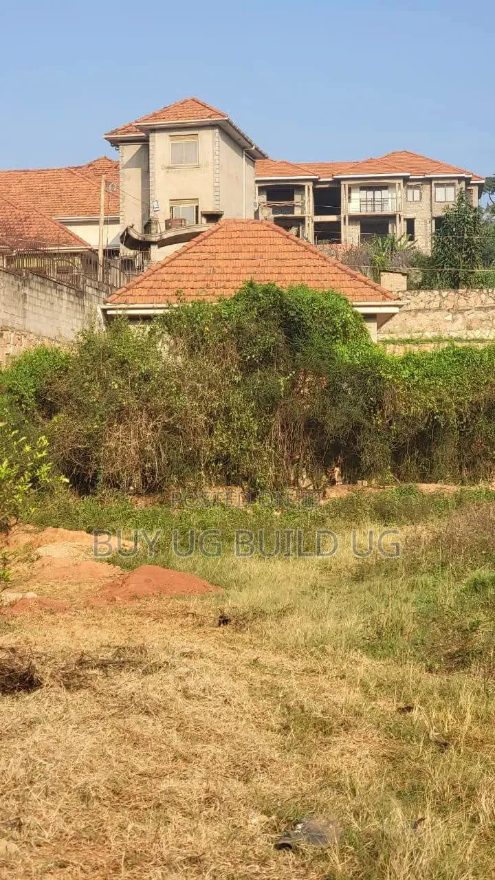 Quick Sale 100ft By100ft for Sale in Seguku Katale Entebe Road at 145m