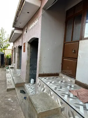 5bdrm House in Matuga Town, Central Division for sale