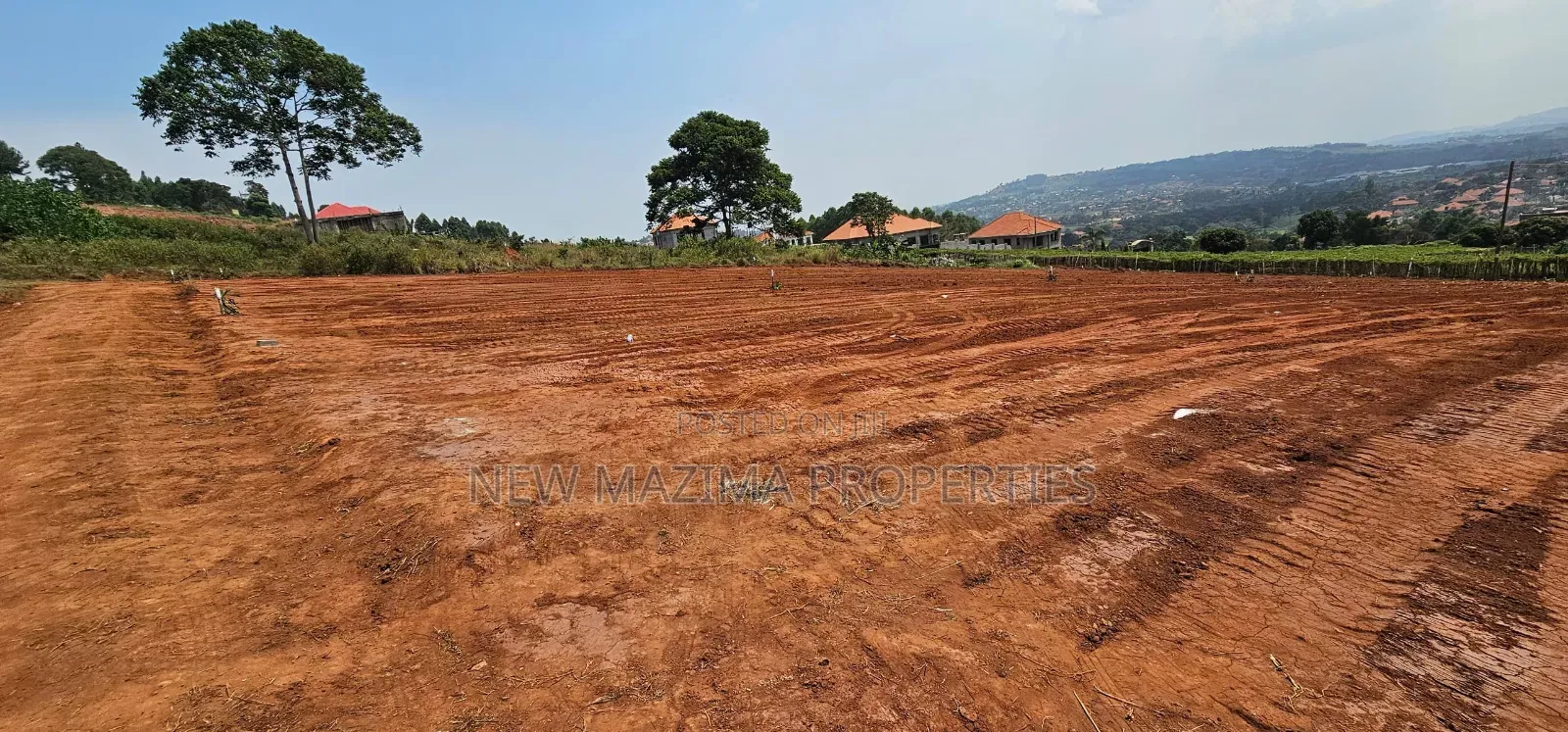 Akhright New Estate With Plots to Equivalent 100ftx50ft With Title