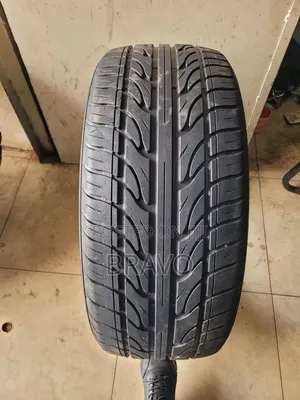 275/45r20 Benz Tyres in Good Condition.