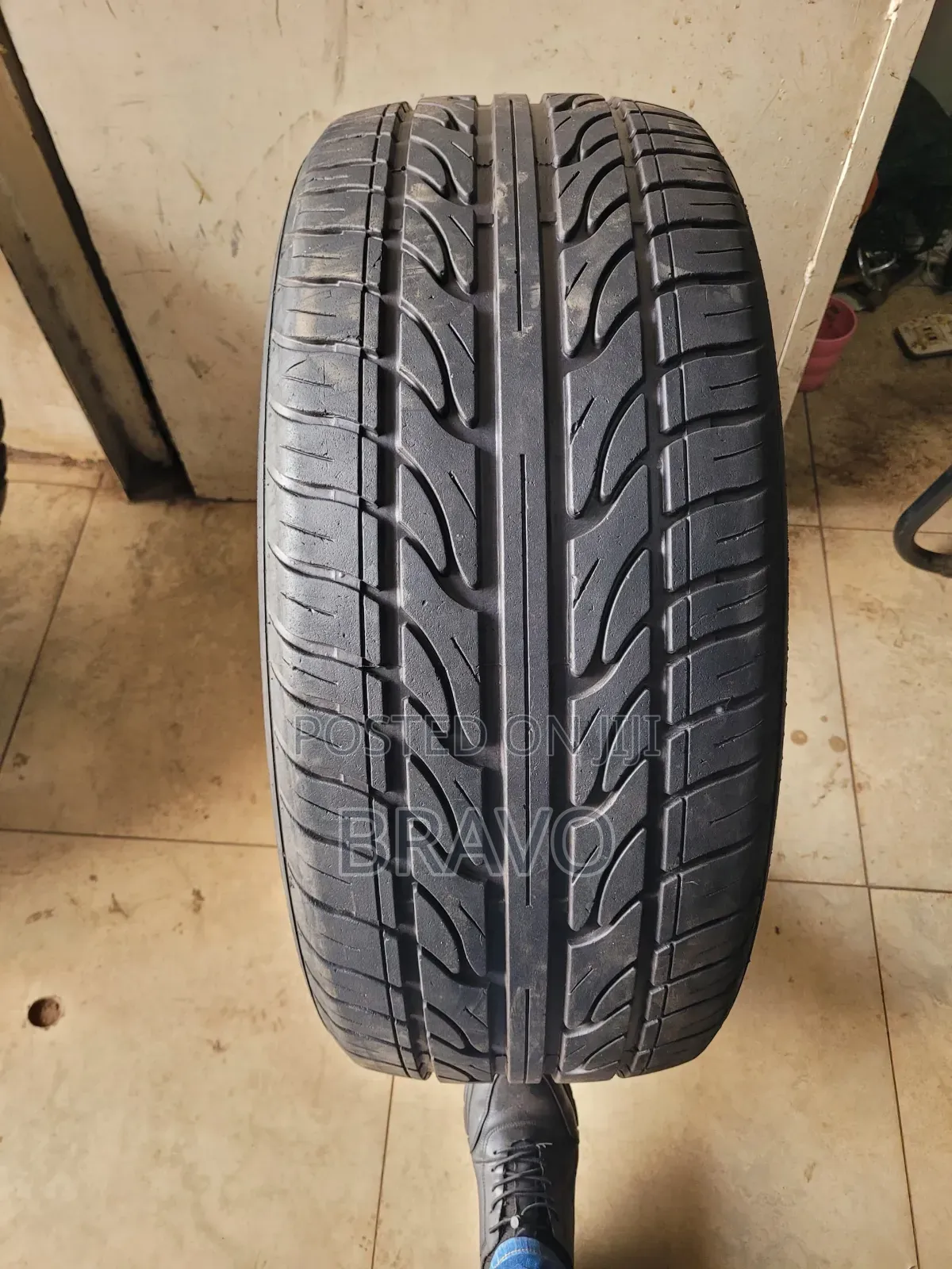275/45r20 Benz Tyres in Good Condition.