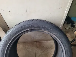 275/45r20 Benz Tyres in Good Condition.