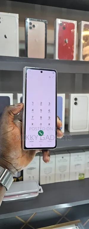 Samsung Galaxy Z Fold4 512 GB Gold