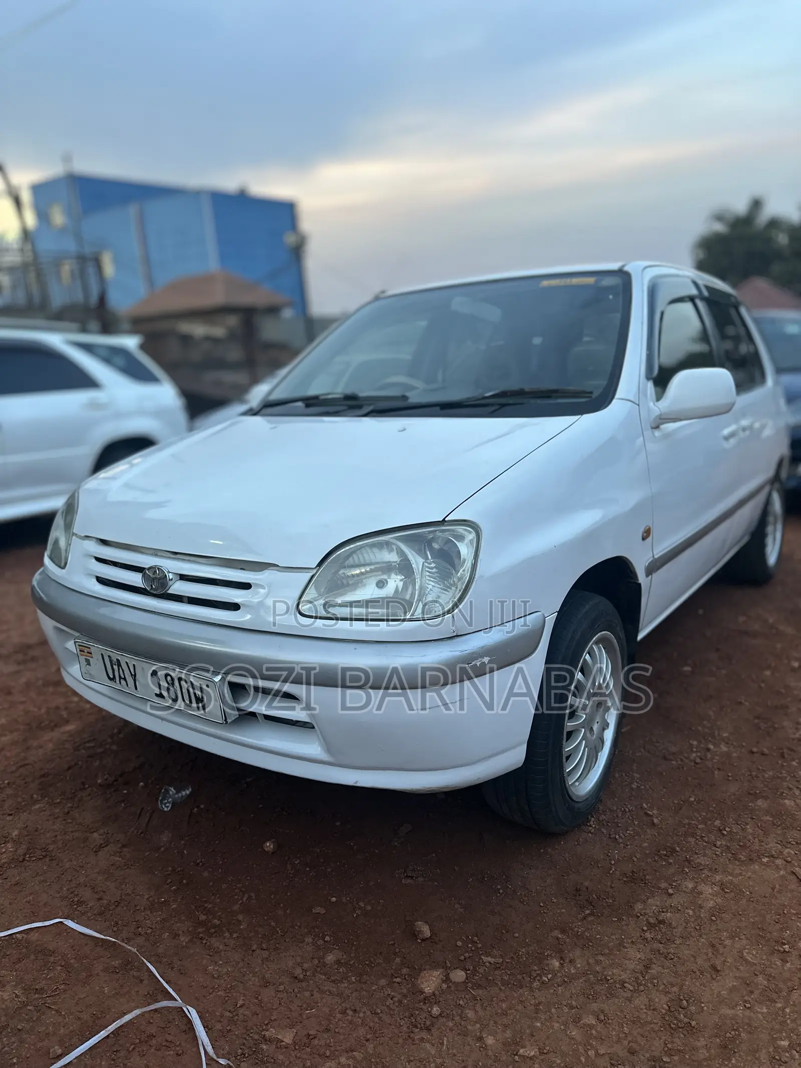 Toyota Raum 1998 White