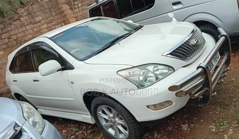 Toyota Harrier 2009 White