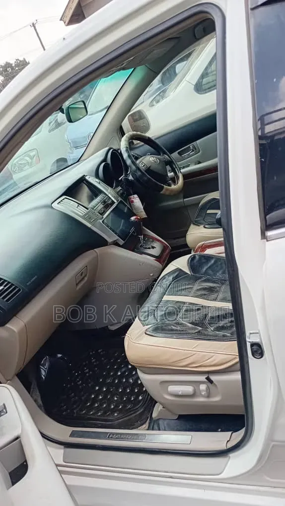 Toyota Harrier 2009 White