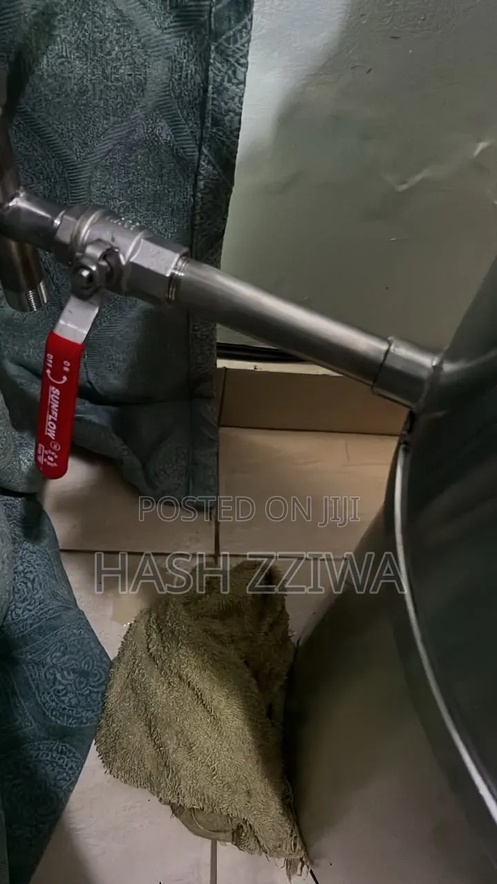 Steam Distillation for Essential Oils Hydrosol Machine