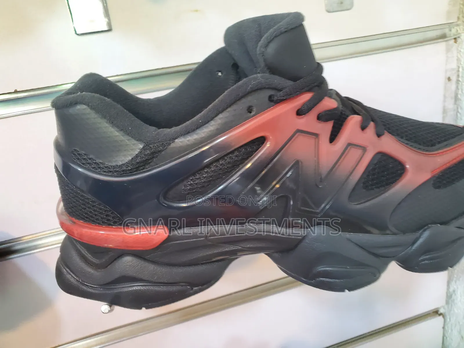 Converse / Sneakers Shoes New Balance 9060