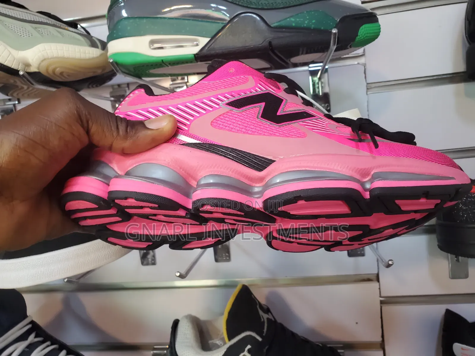 Converse / Sneakers Shoes New Balance 9060