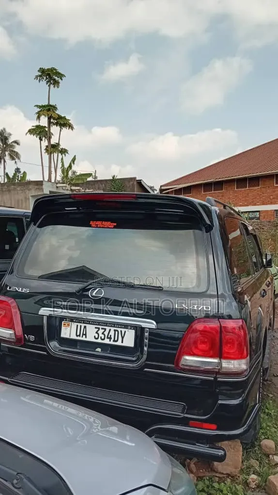 Toyota Land Cruiser Cygnus 4.7 2007 Black