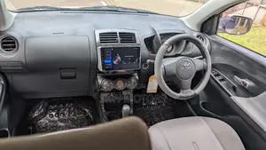 Toyota IST 2010 White