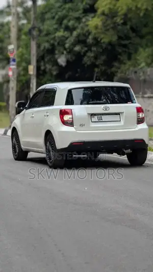 Toyota IST 2010 White