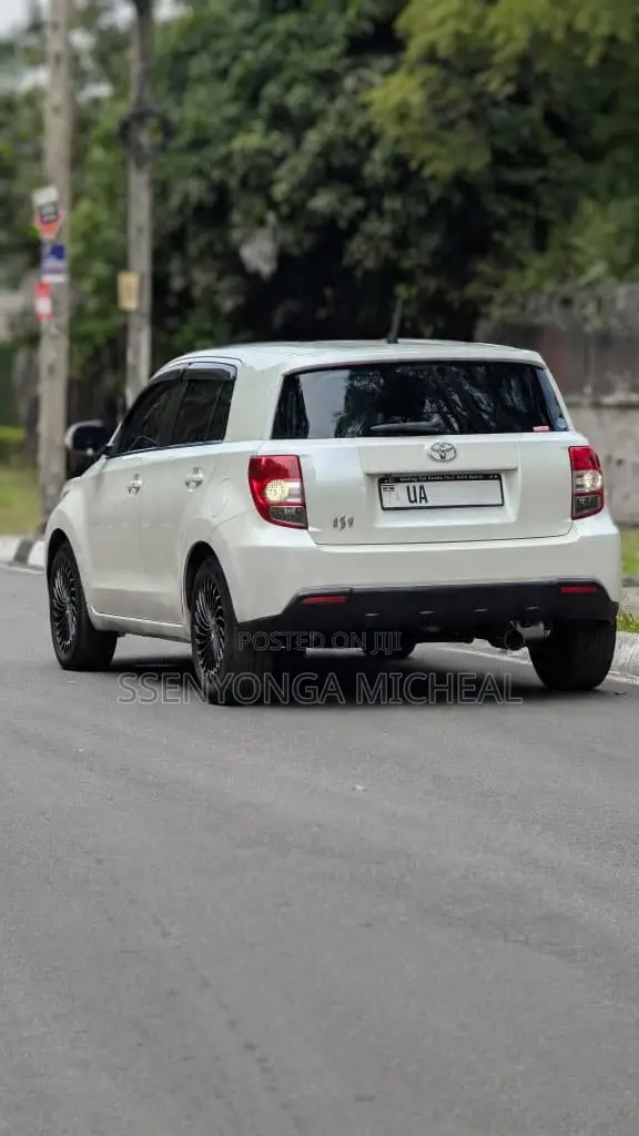 Toyota IST 2010 White