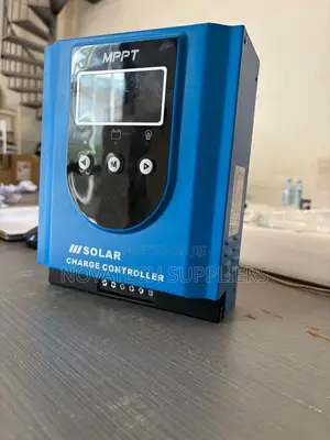 Smart 40A MPPT Solar Charge Regulator 12V 24V Auto Detection