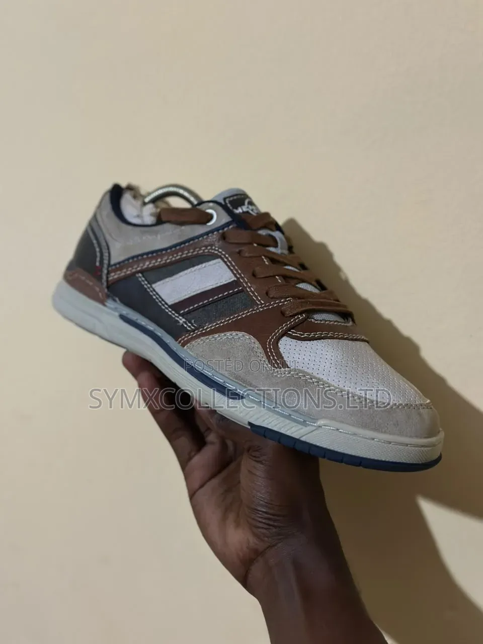 MEMPHIS Casual Shoe