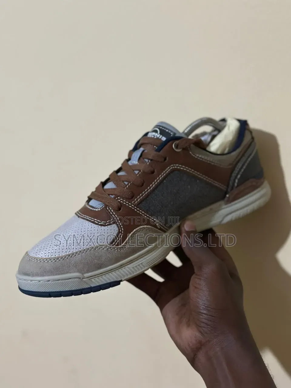 MEMPHIS Casual Shoe