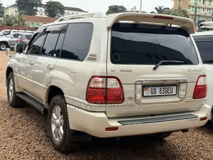 Toyota Land Cruiser Cygnus 4.7 2007 Beige