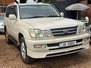 Toyota Land Cruiser Cygnus 4.7 2007 Beige