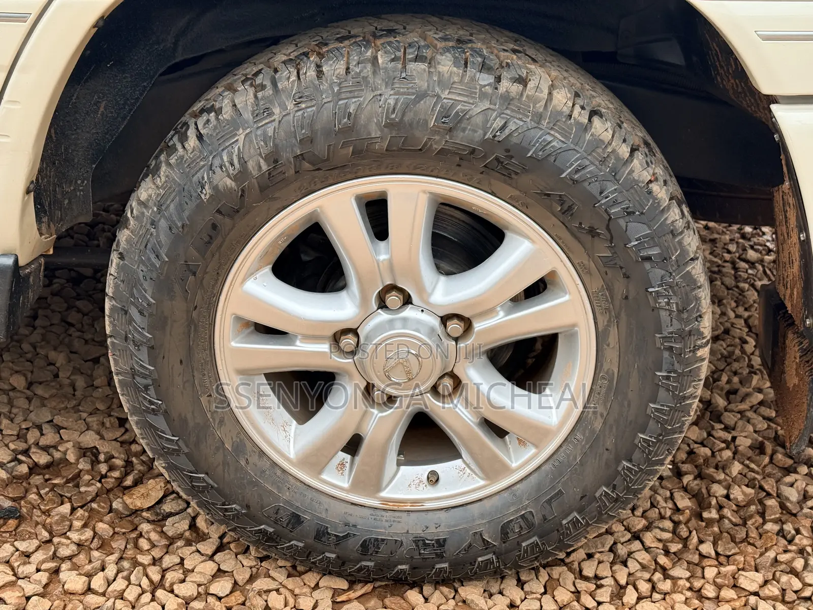 Toyota Land Cruiser Cygnus 4.7 2007 Beige