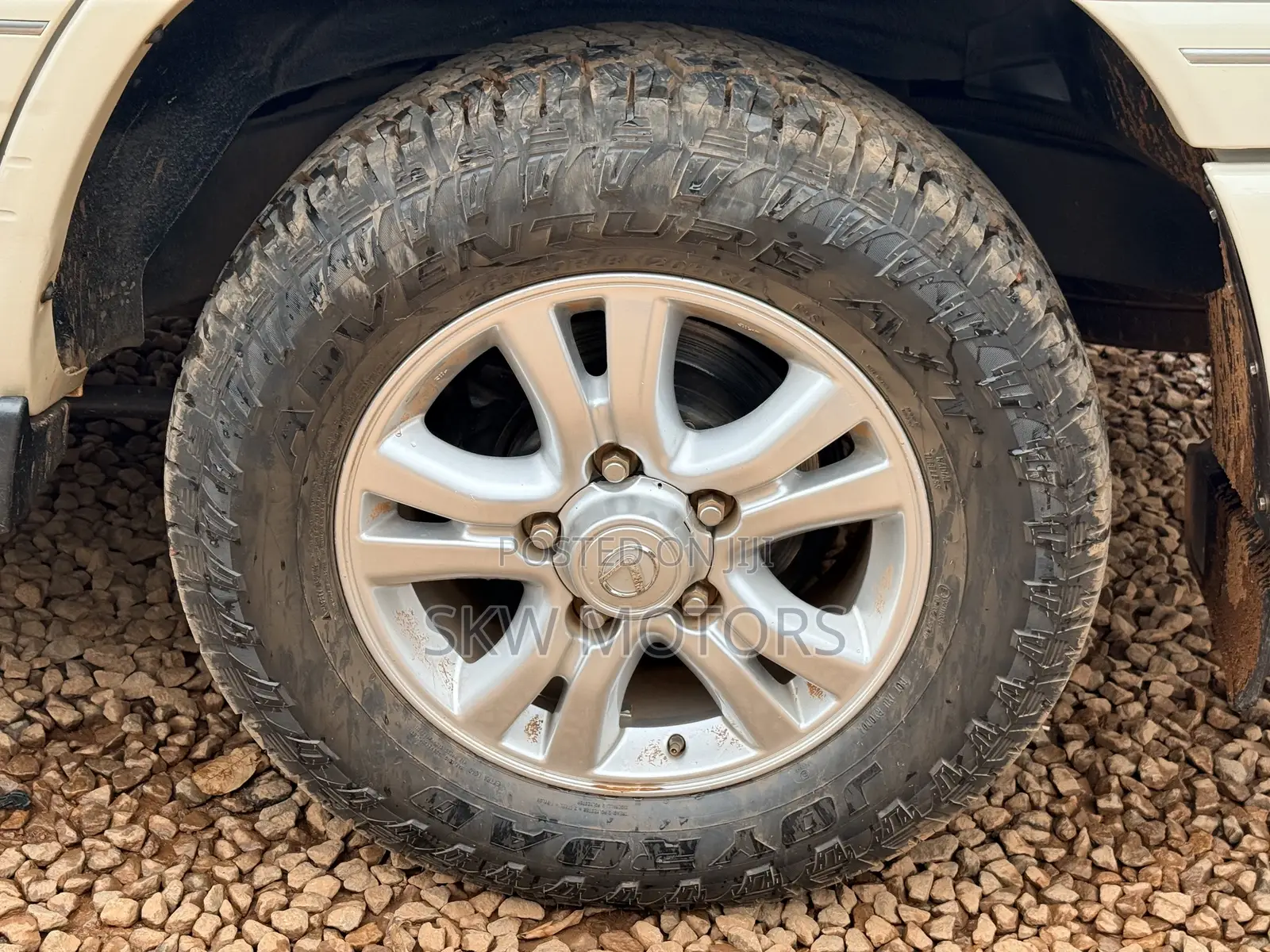 Toyota Land Cruiser Cygnus 4.7 2007 Beige