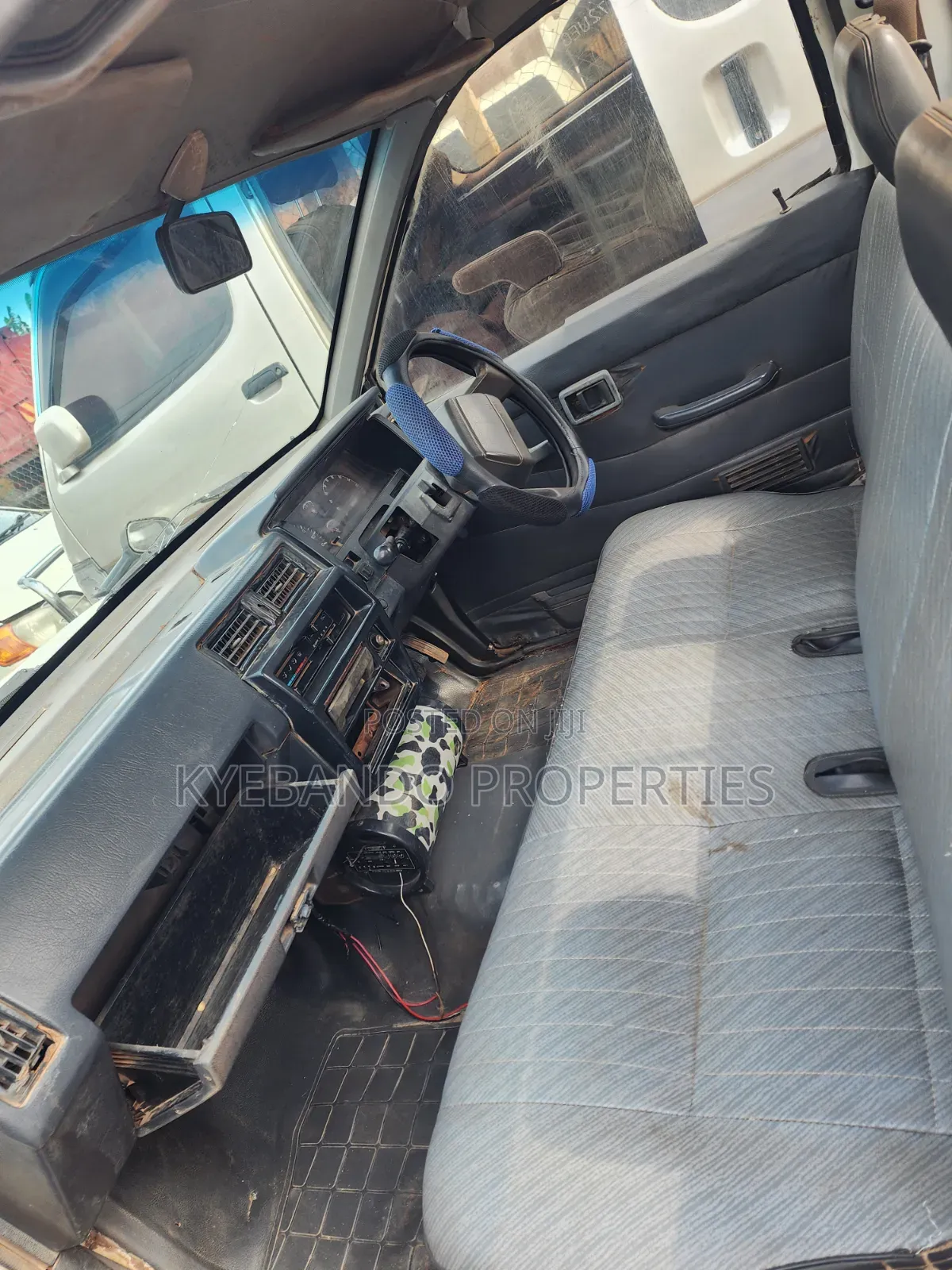 Nissan Pick-Up 2.5D 1998 White