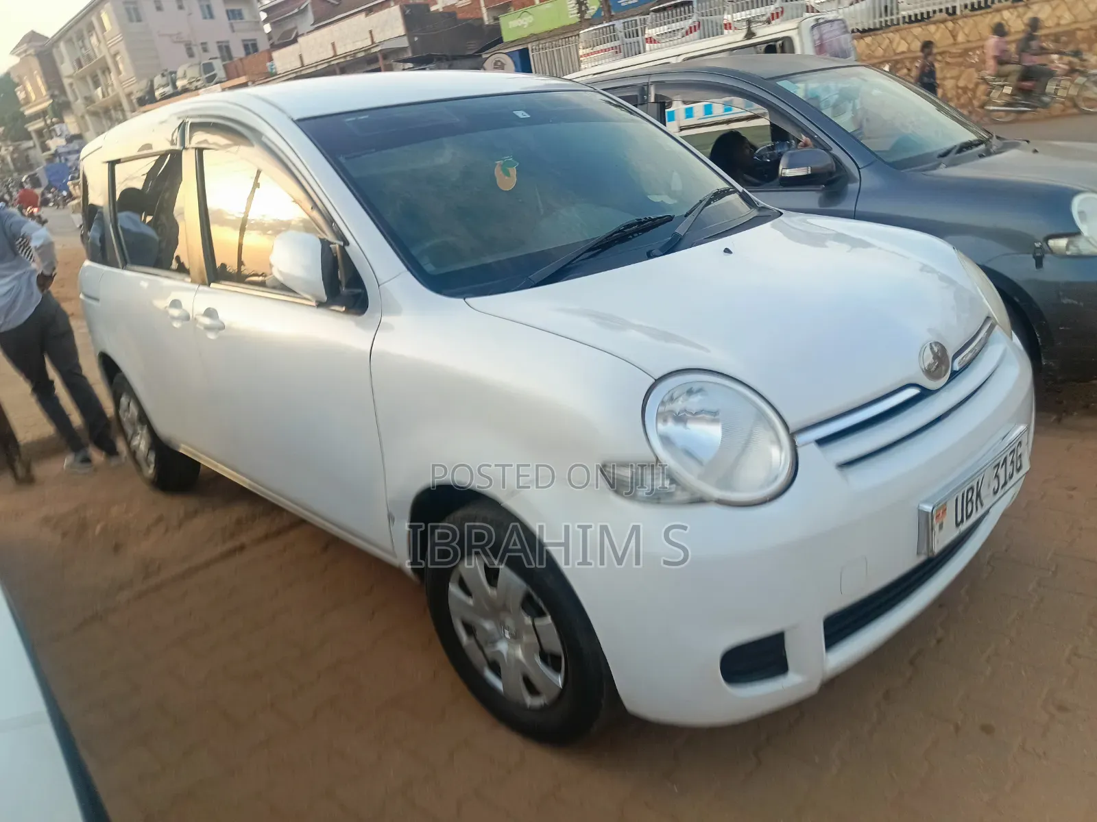 Toyota Sienta 2015 White