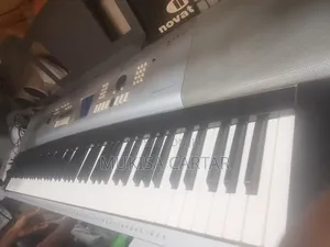 Grand Yamaha Keyboard