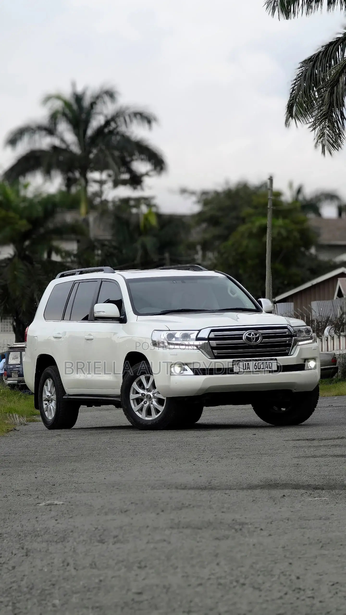 Toyota Land Cruiser Prado 2018 White