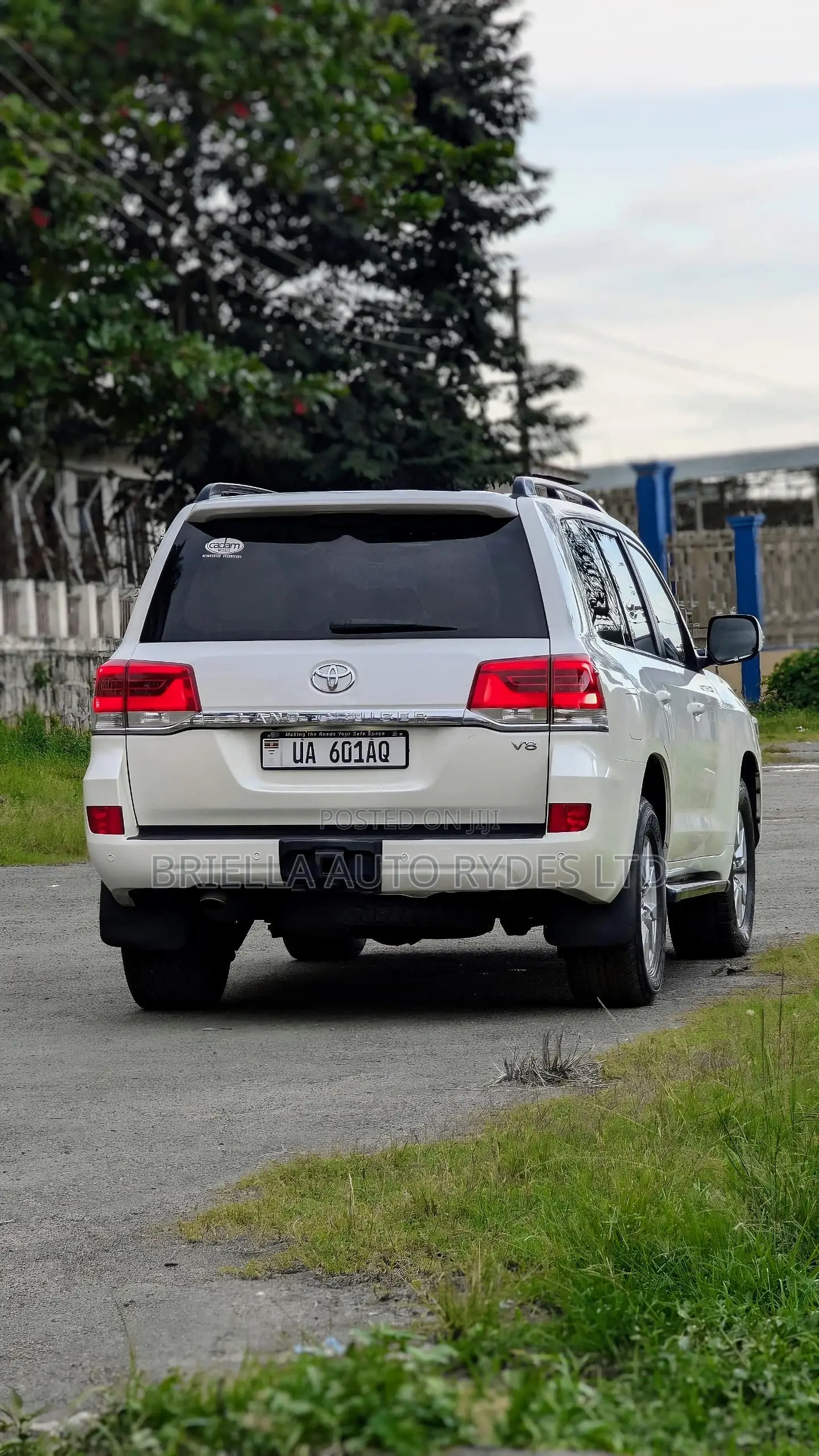 Toyota Land Cruiser Prado 2018 White