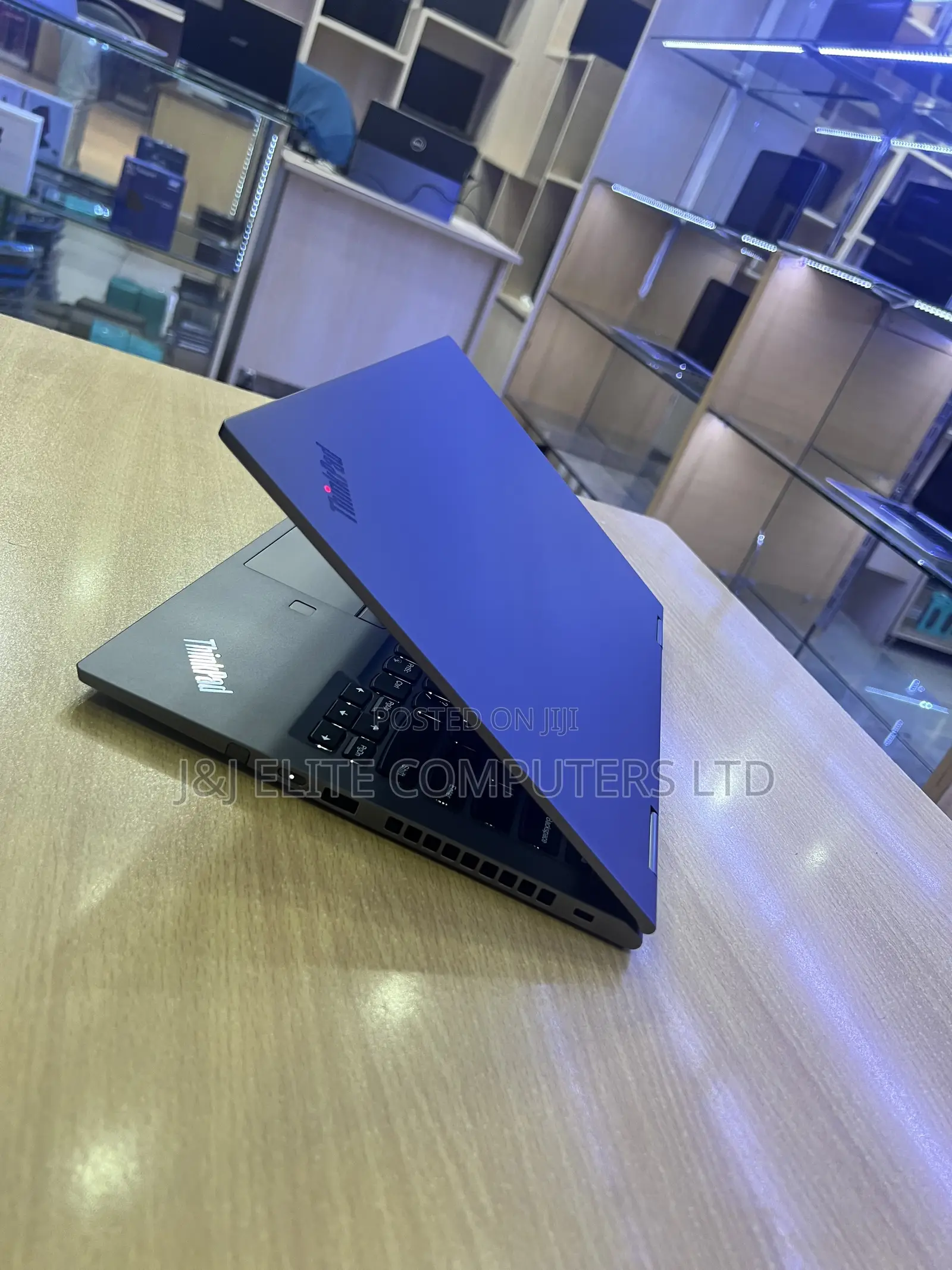 New Laptop Lenovo ThinkPad X1 Yoga 16GB Intel Core i7 SSD 512GB