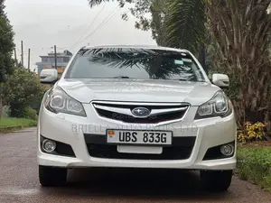 Subaru Legacy 2010 White