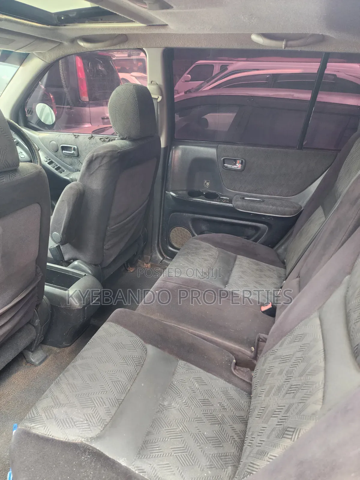 Toyota Kluger 2003 Black