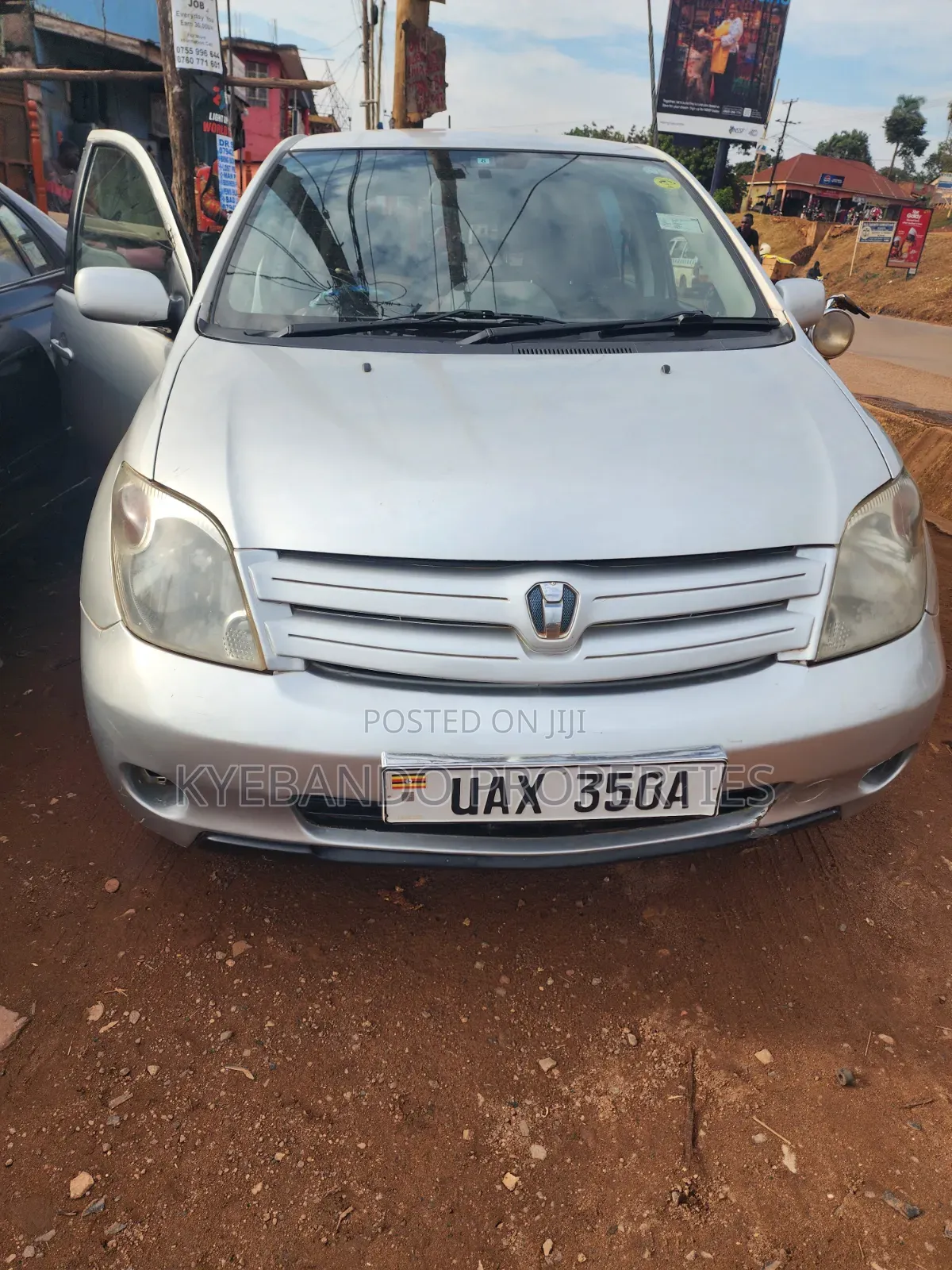 Toyota IST 2003 Silver