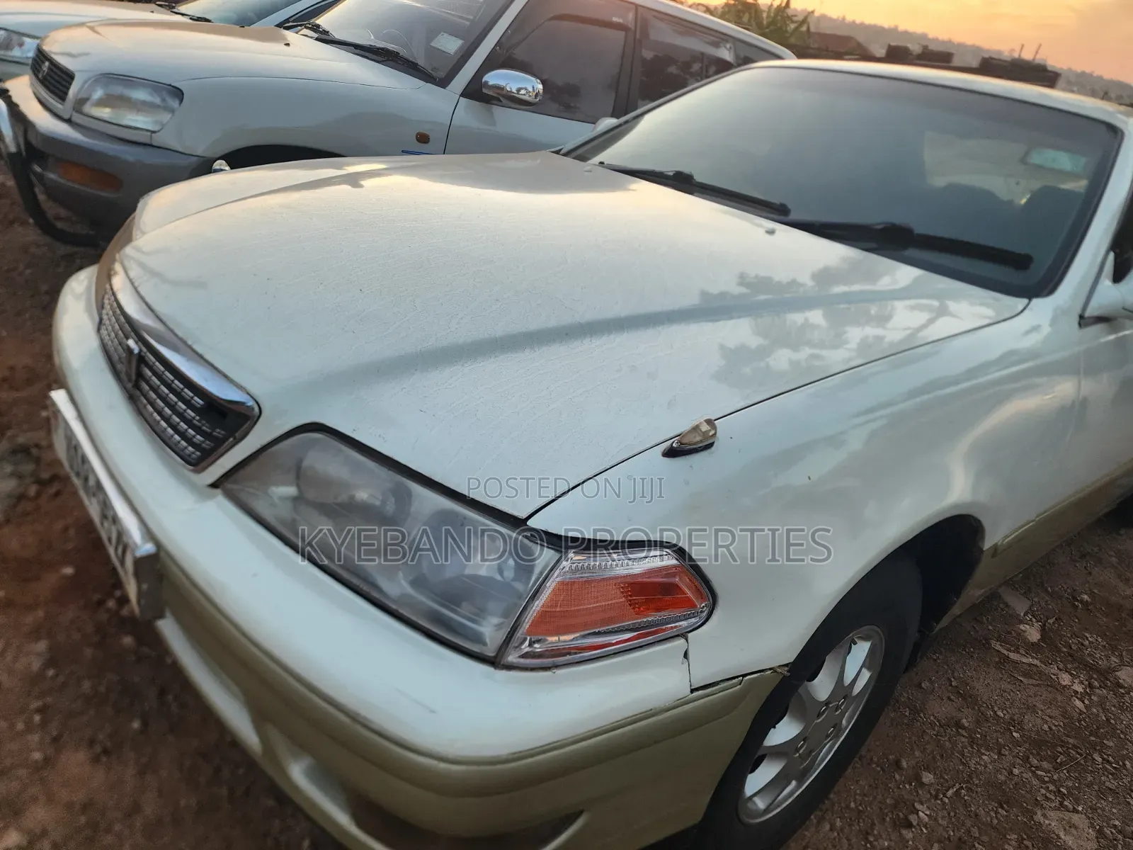 Toyota Mark II 2000 White