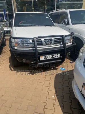 Nissan Hardbody 2008 White