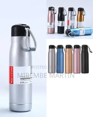 Double Wall Vacuum Insulated Water Bottle Flask 550ml