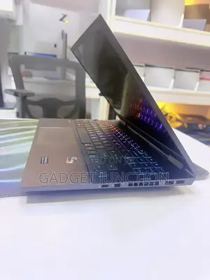 New Laptop HP Omen 15 16GB AMD Ryzen 5 SSD 1T