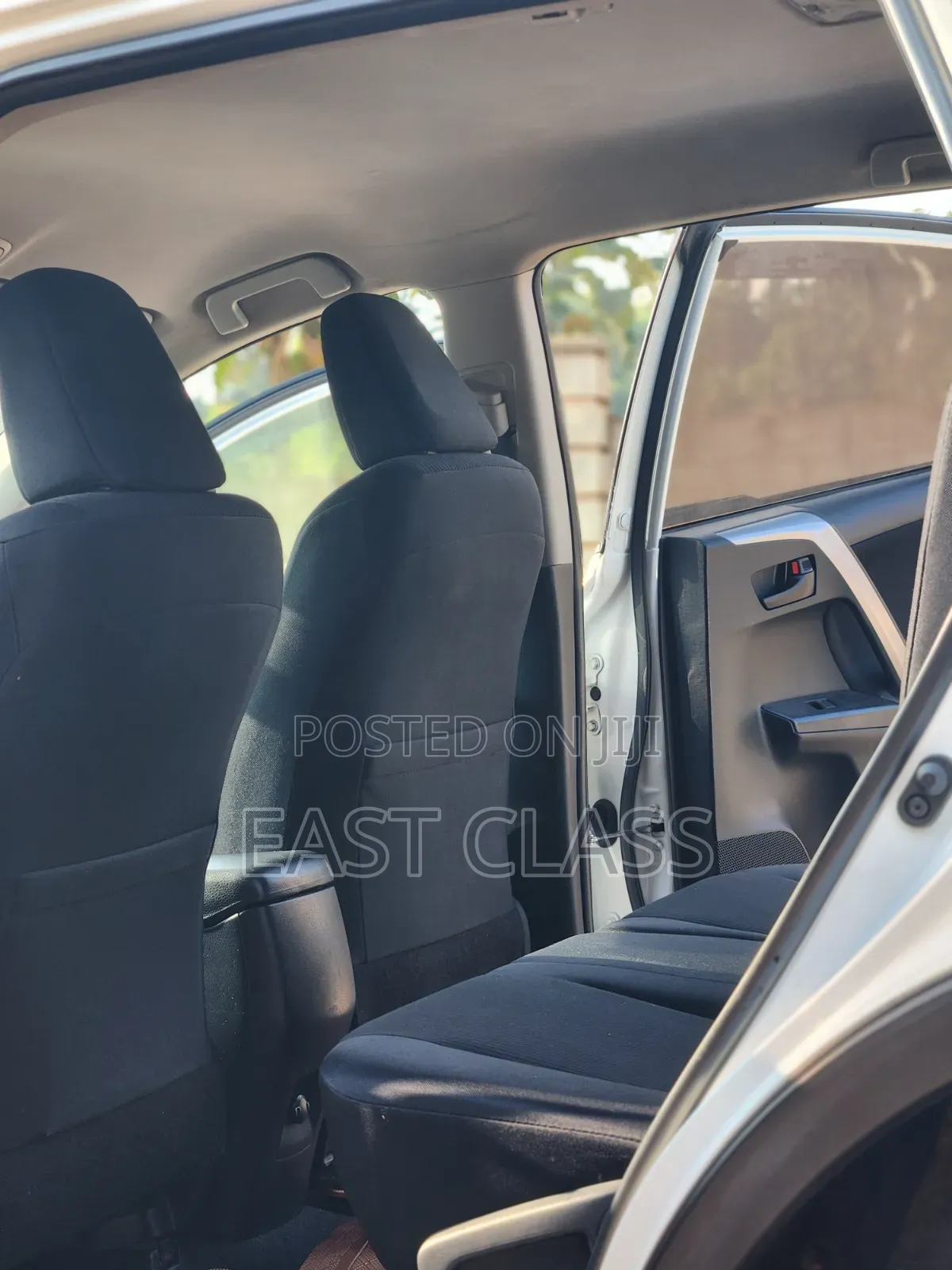 Toyota RAV4 2016 White