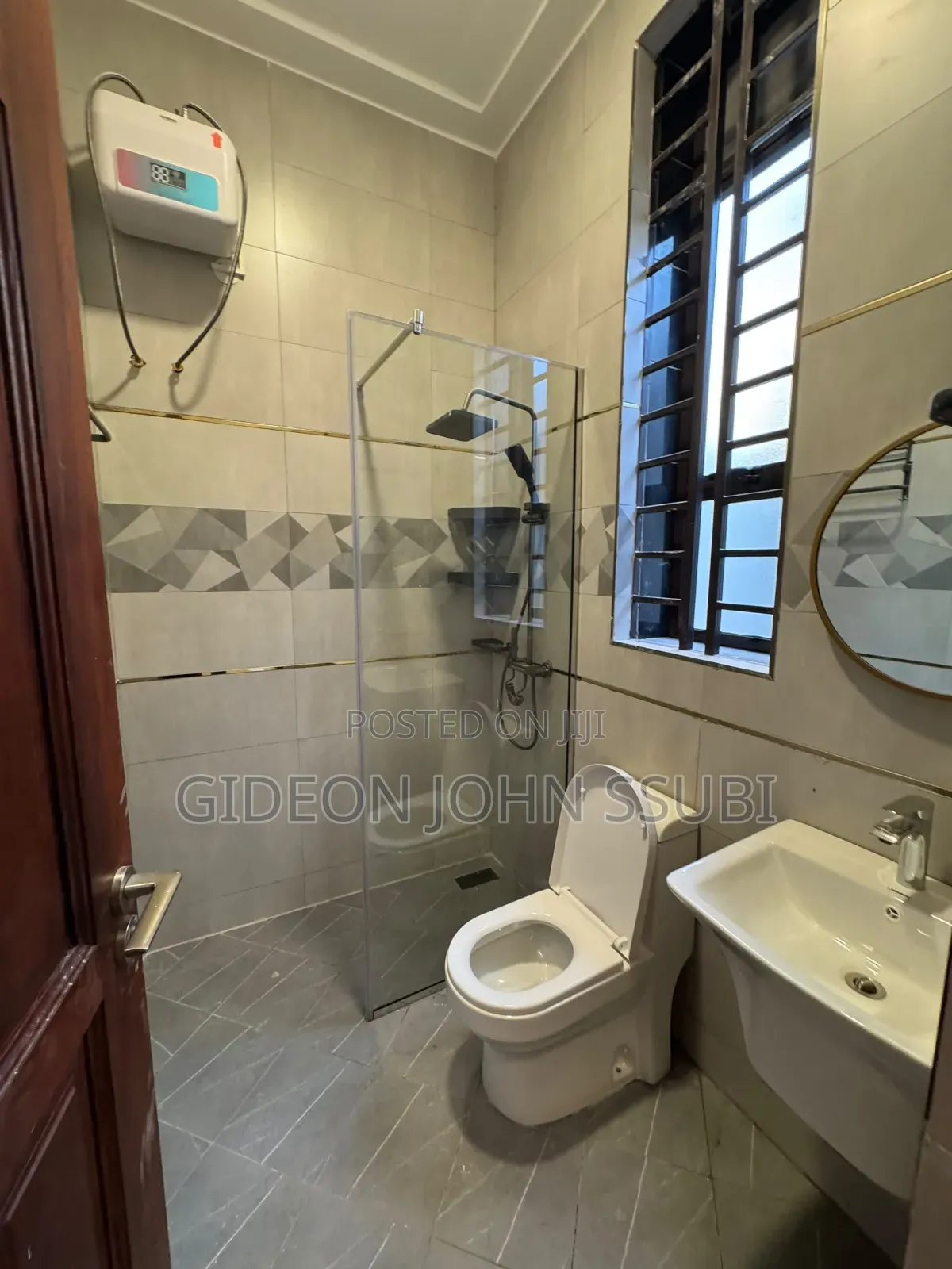 2bdrm Apartment in Muyenga, Makindye for sale