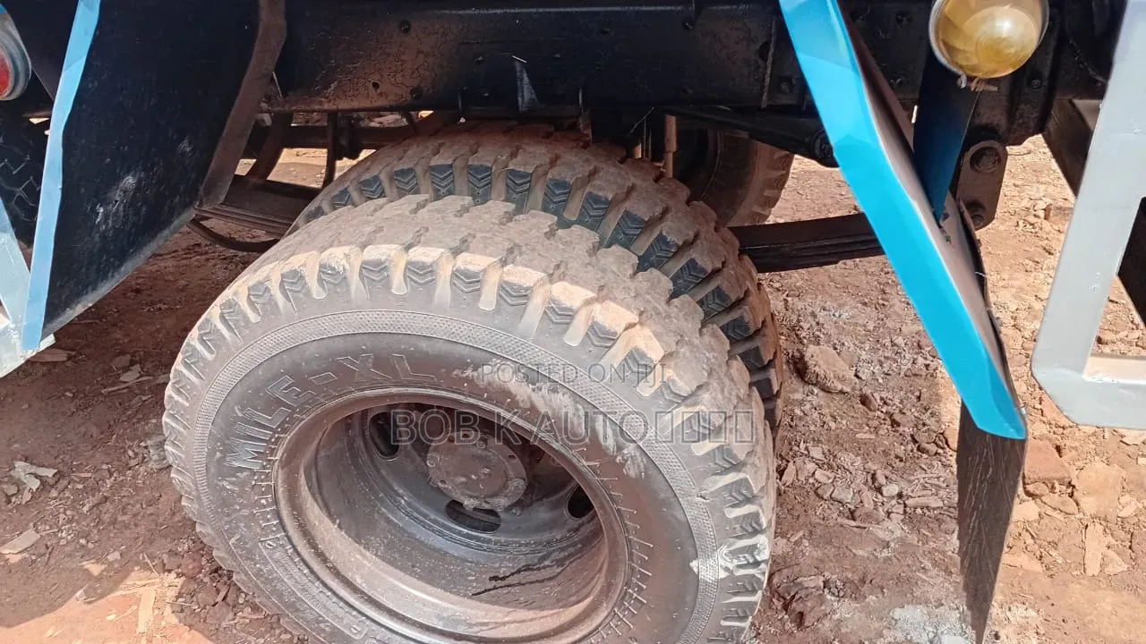 Canter Tipper