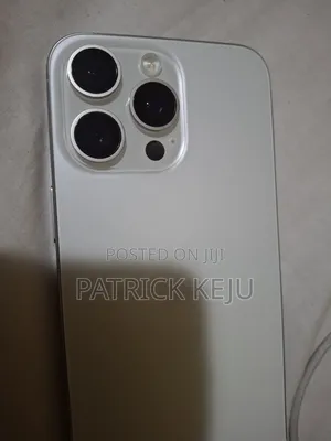 New Apple iPhone 15 Pro Max 256 GB White