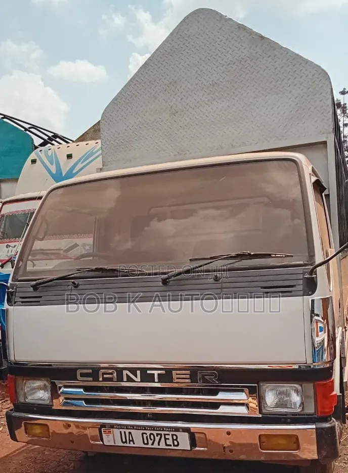 Mitsubishi Canter