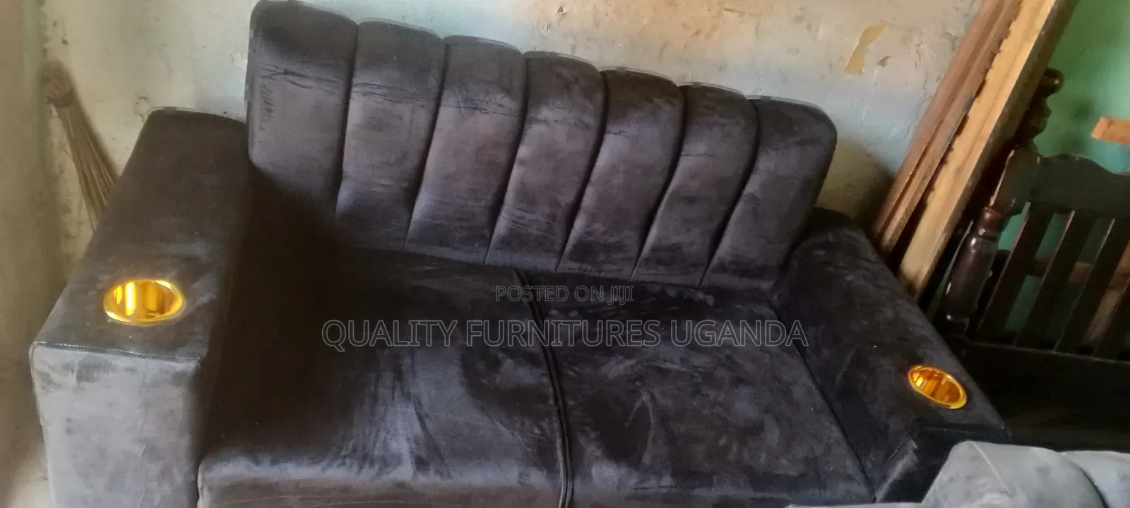 Two Sitter Sofa/Luxury Sofa