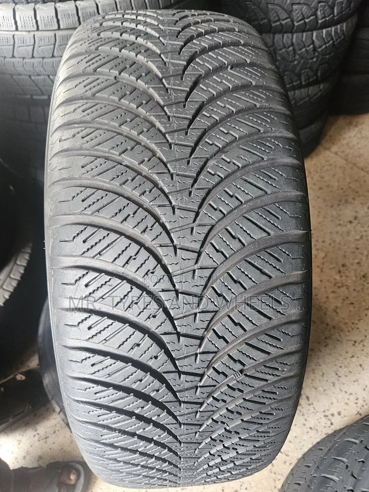 235 55R18 Dunlop Al Seasons Max AS1 Just Order We Deliver at Ur Office