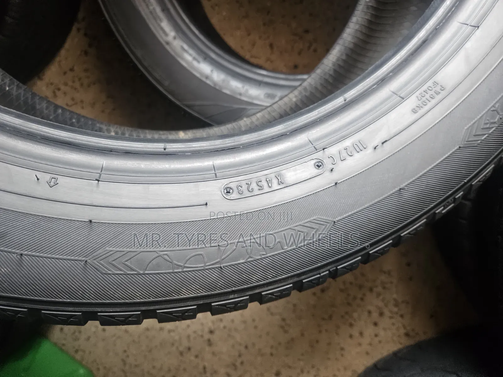 235 55R18 Dunlop Al Seasons Max AS1 Just Order We Deliver at Ur Office
