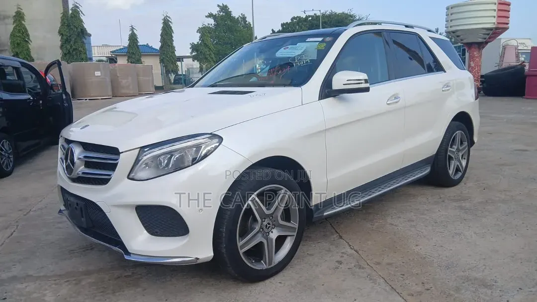 Mercedes-Benz GLE-Class 2017 White